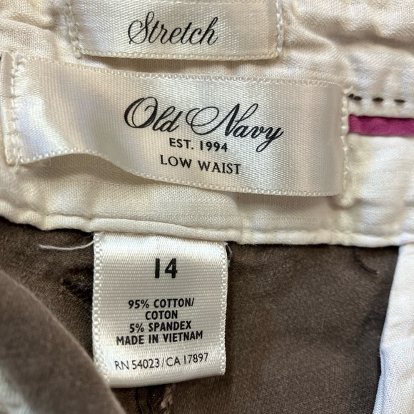 Old Navy Low Waist Stretch Pants - Picture 3 of 3